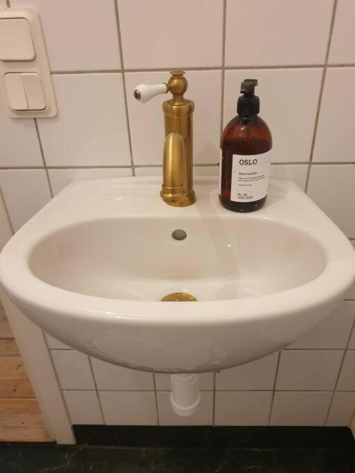 Centrala Stan- 2-Rums Gaestsvit, Perfekt Foer Kollegor Som Oenskar Separata Rum Umeå Exteriér fotografie