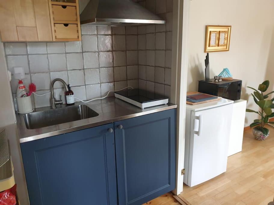 Centrala Stan- 2-Rums Gaestsvit, Perfekt Foer Kollegor Som Oenskar Separata Rum Umeå Exteriér fotografie